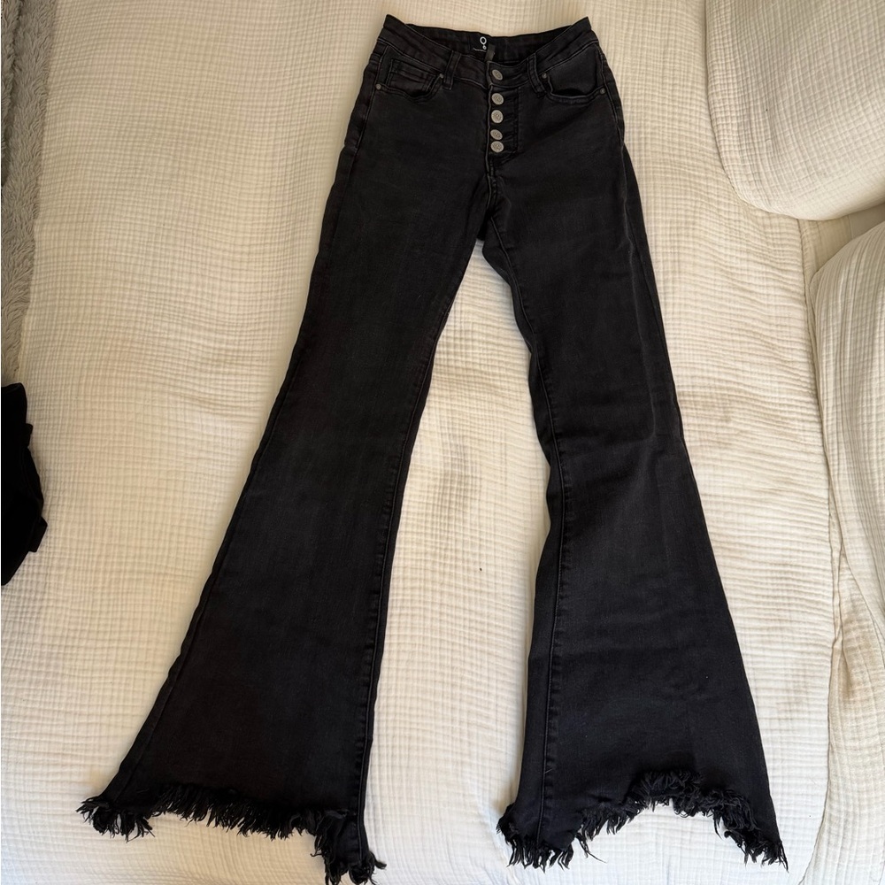Black Flared Women's Jeans
